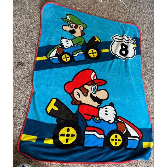 Mario Kart Fleece Throw Plush Blanket 57” x 43” - Picture 1 of 5